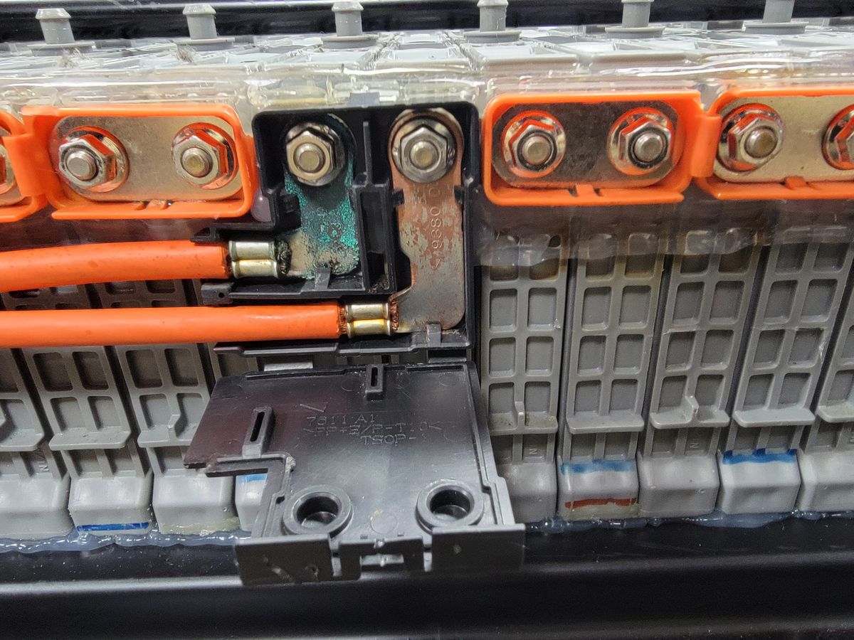 Corroded terminals and ECU connector inside a failed reconditioned Prius hybrid battery